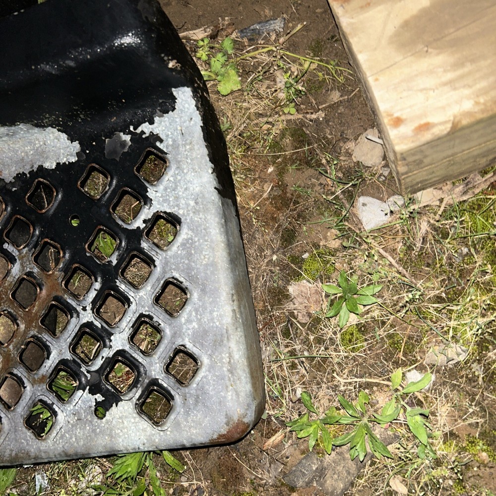 GMC 2003 2004 2005 C4500 C5500 Right FRONT STEP Passenger SIDE Single Cab Read