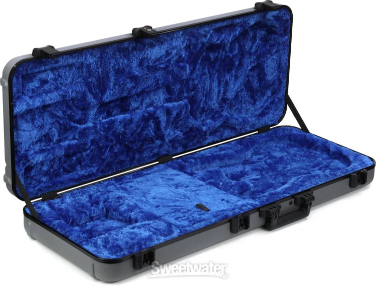 Fender Deluxe Molded Strat/Tele Case - Silver with Blue Interior