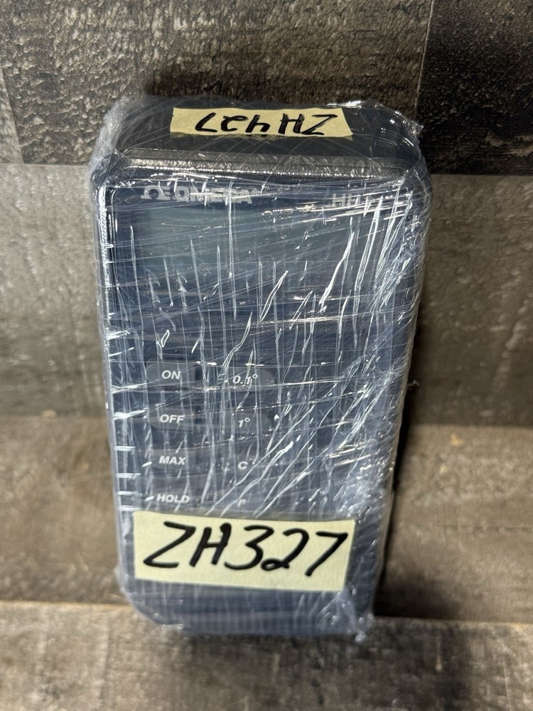 OMEGA HH11 Digital Thermometer (Missing Leads)