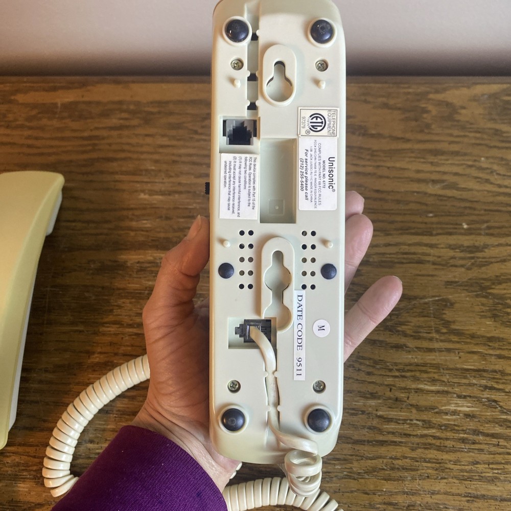 1995 Unisonic Model 6772 Wall Phone