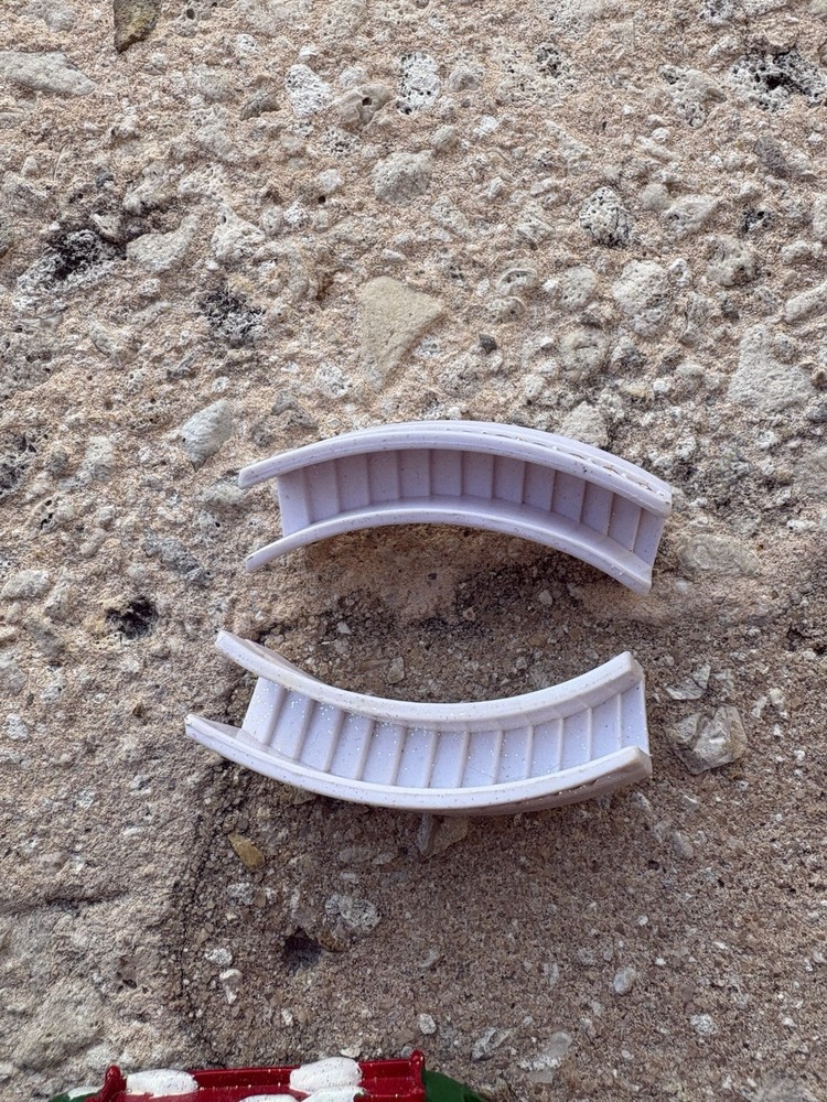 1998 Trendmasters North Pole Express Santa's Workshop replacement part Bridge