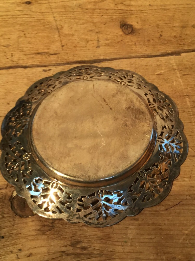 SIlver plate Bottle Stand / Coaster - needs a polish
