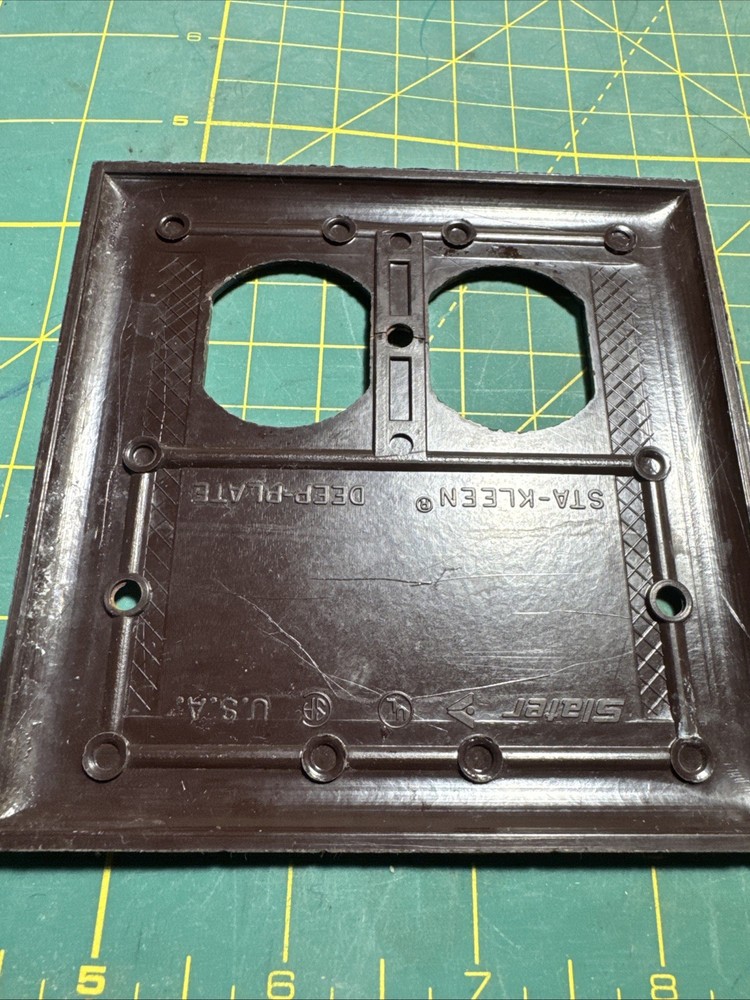 Vintage Brown Bakelite Smoothie Wall Plate Lot- Duplex- Light Switch- Combo