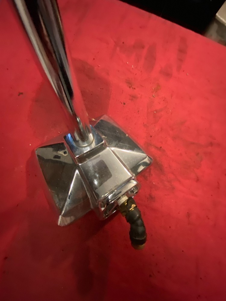 AIR HORN , HADLEY