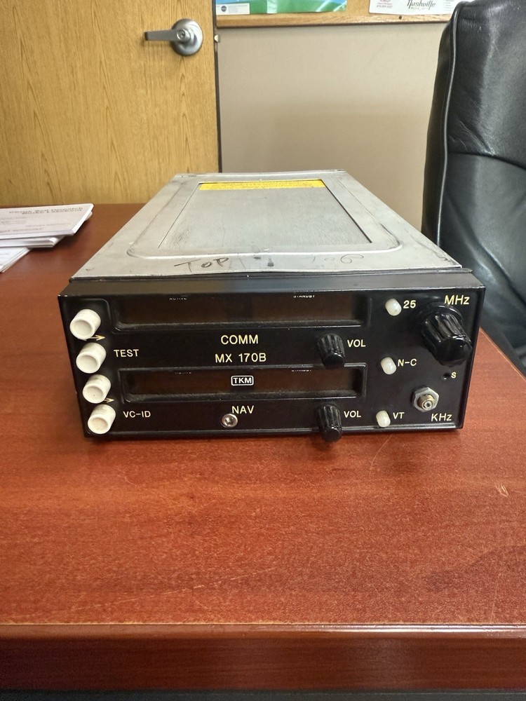 TKM MX-107B Nav/Com 14V Working As Removed