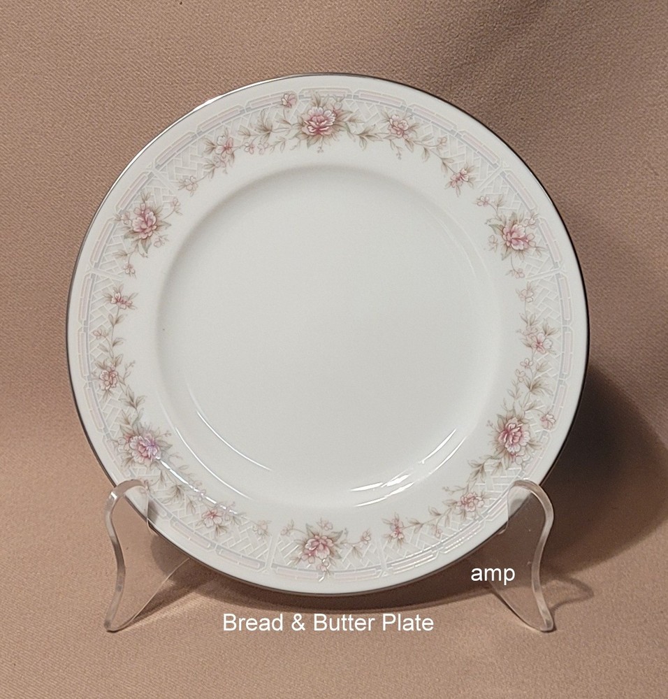 Noritake Thornton 3160 (4 Piece) Place Setting EXCELLENT!