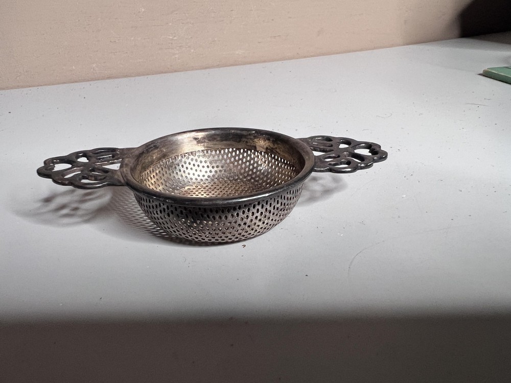 Silver Plated Tea Strainer Double Handle Perforated Bowl Tea Leaf Kitchen Gadget