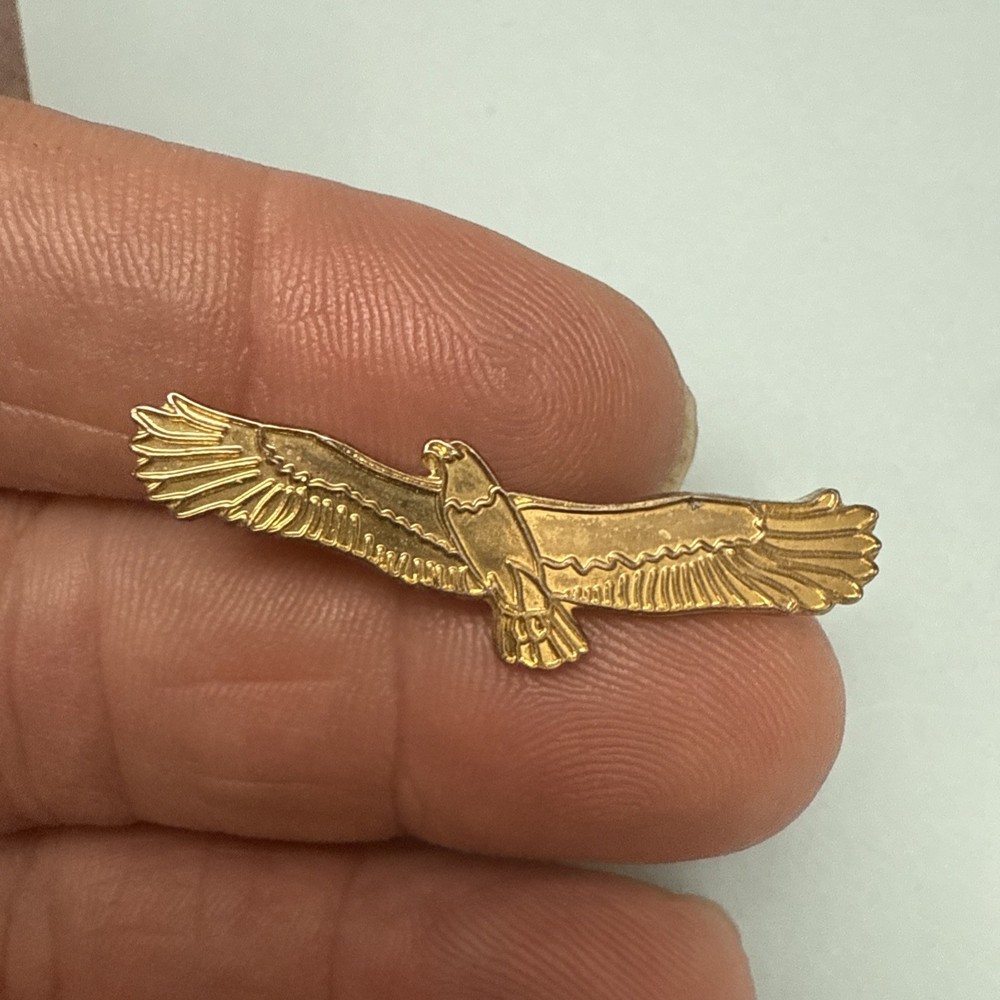 Gold Colored Flying Eagle Lapel Hat Tie Pin