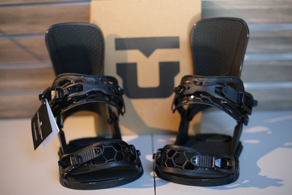 Union STR Snowboard Binding Black Small