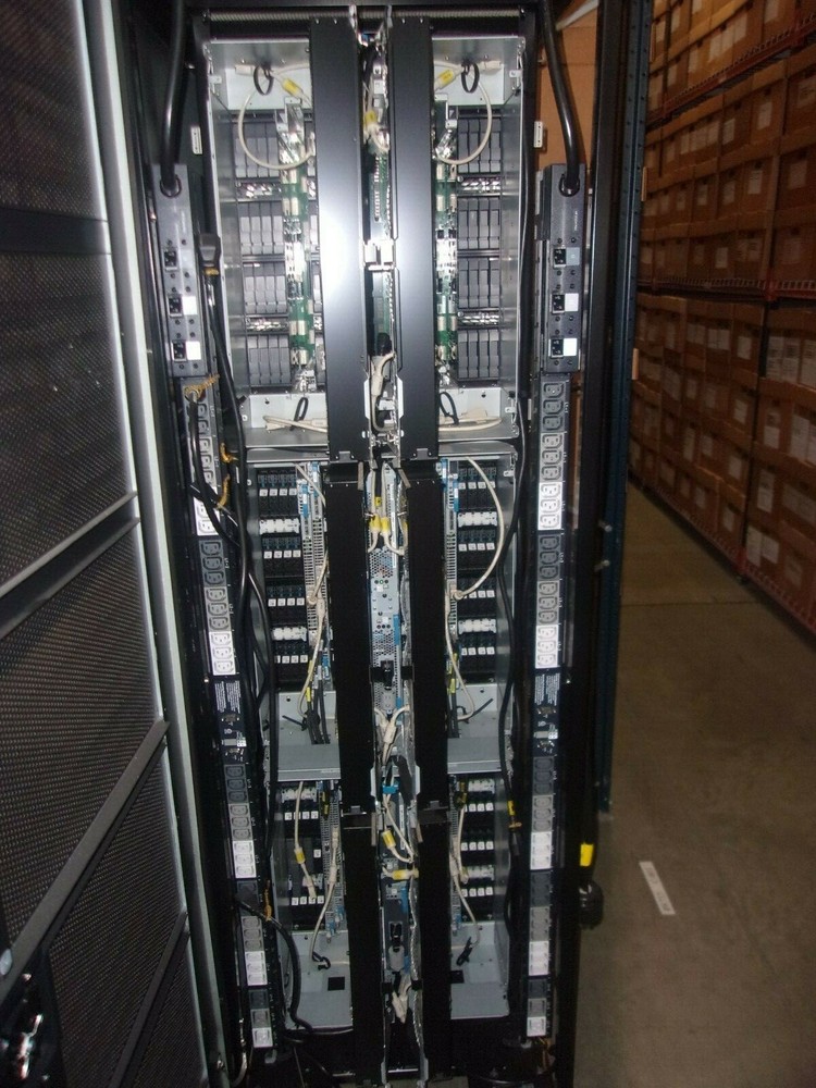 HP XP P9500 (eXtended Platform) STORAGE WORKS DATA STORAGE DISK ARRAY