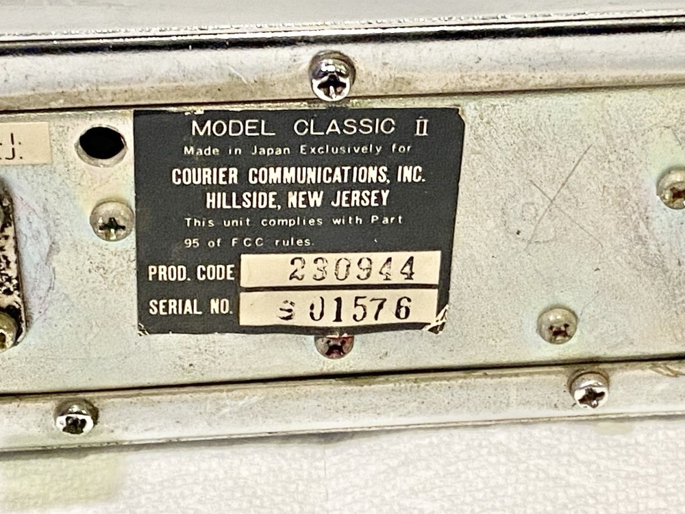 Courier Classic II CB Radio 23 Channel Chrome UNTESTED, Unknown Condition.