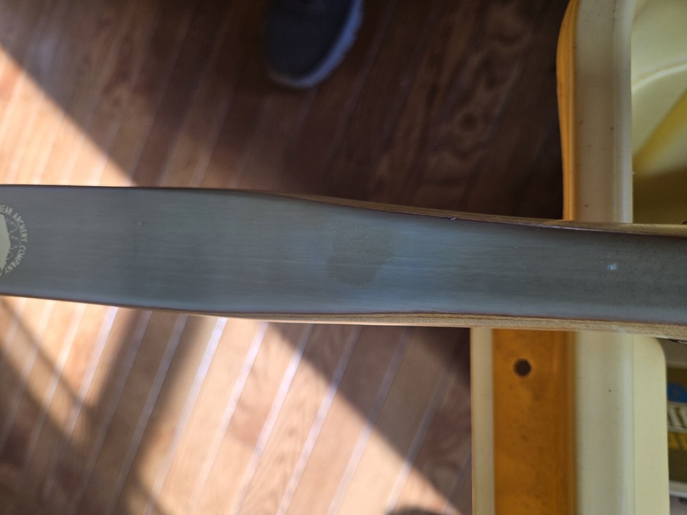 BEAR ALASKAN RH/LH RECURVE BOW 54#