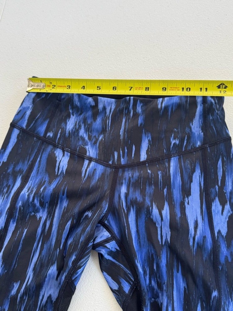 Lululemon All Meshed Up 7/8 Tight Size 4