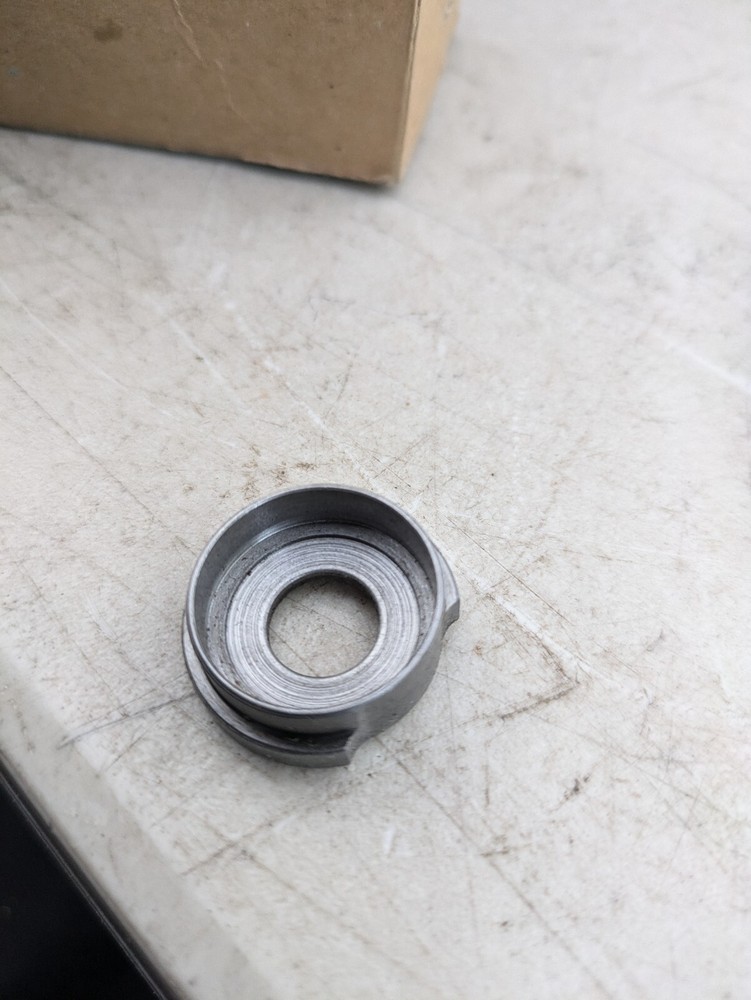 DOTCO  BEARING PLATE #1323