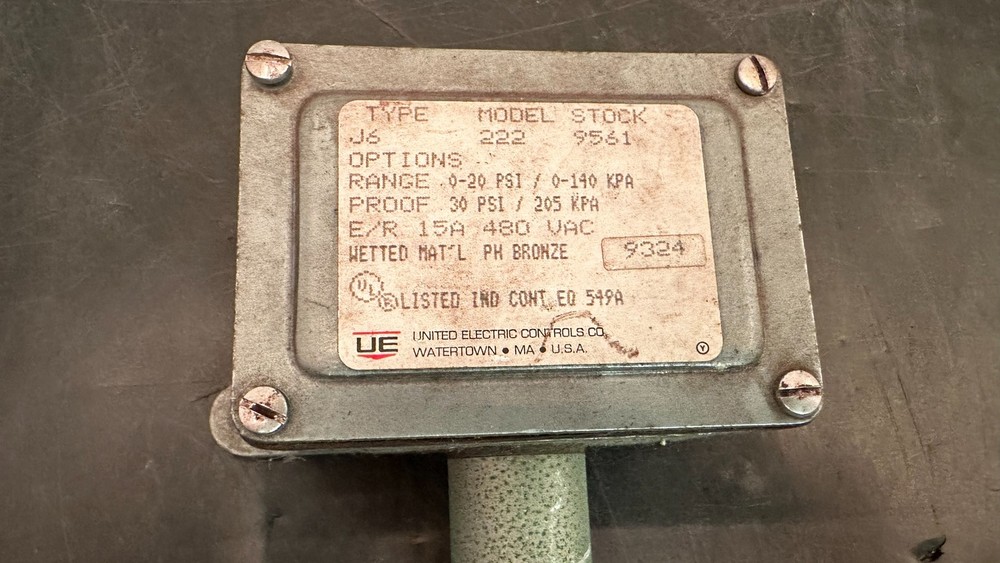 UE J6 222 9561 Pressure Switch