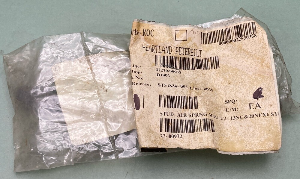 NEW GENUINE PETERBILT 27-00972 AIR SPRING STUD