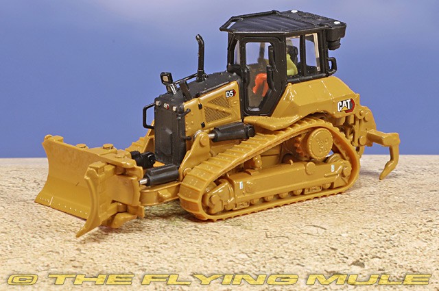 Diecast Masters 1:87 D5 Bulldozer