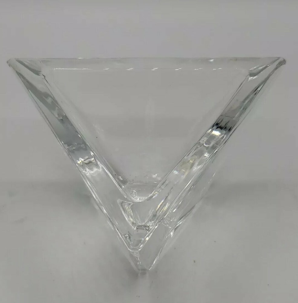 AUTHENTIC ORREFORS SWEDEN SIGNED CRYSTAL TRIANGLE BOWL DISH