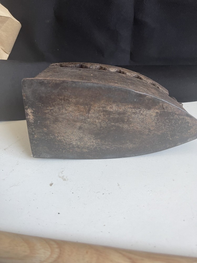 ANTIQUE COAL CASTING IRON