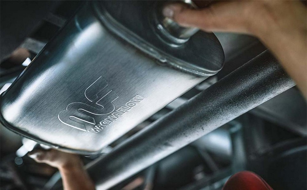 MagnaFlow 11256 Universal Performance Muffler - 2.5/2.5