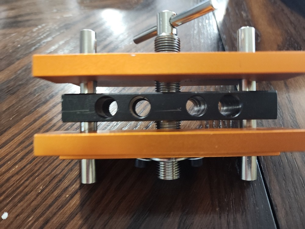 TRAVEANT Self Centering Dowel Adjustable Width Drilling