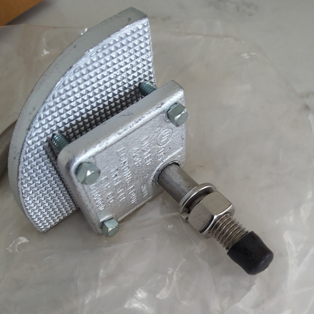 Eaton LCC8 Cable Tray Conduit Clamp NEW