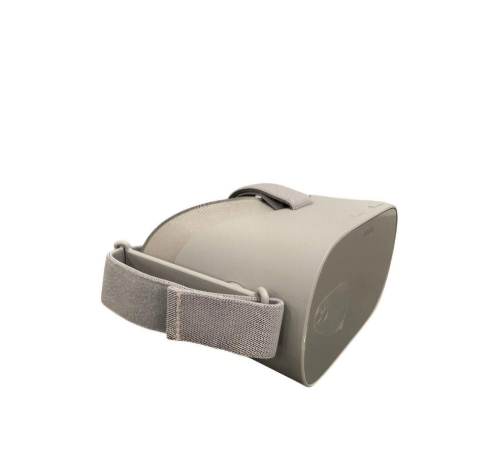 Oculus Go Standalone VR Headset with Controller and Carrying Case