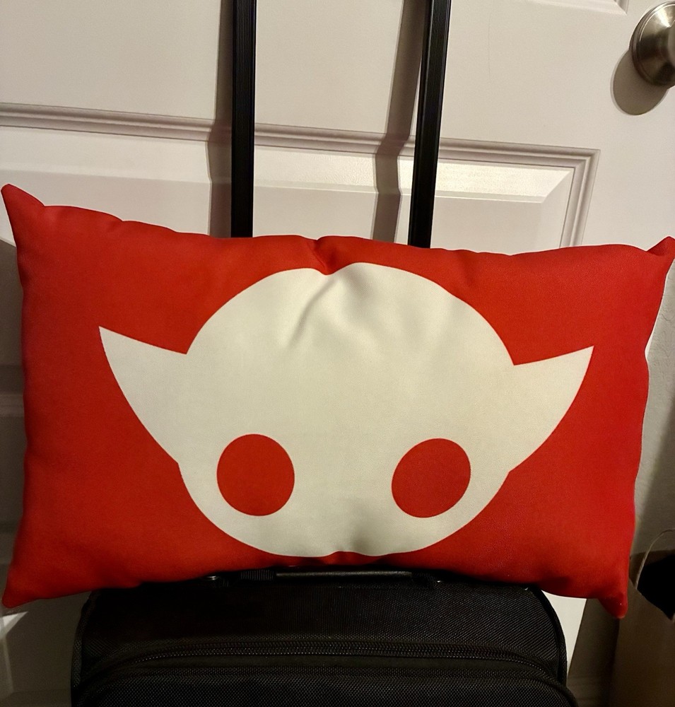 Magic Leap x Reddit Throw Pillow