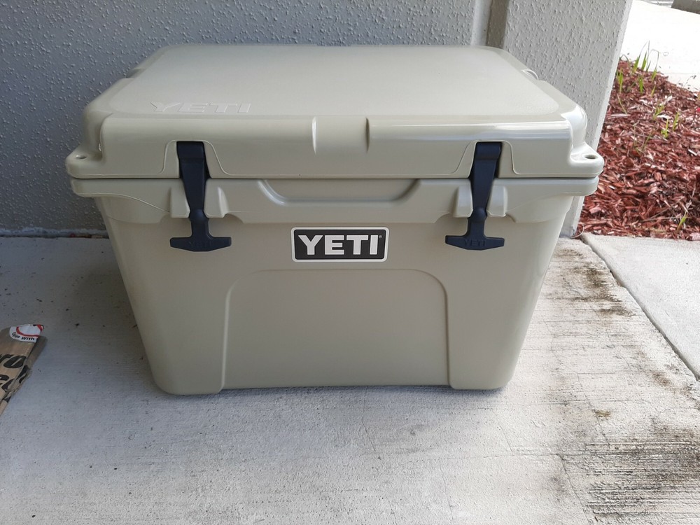 Yeti Tundra 45 Cooler
