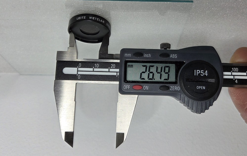 Leitz Microscope Eyepiece Polarizer. Excellent condition.