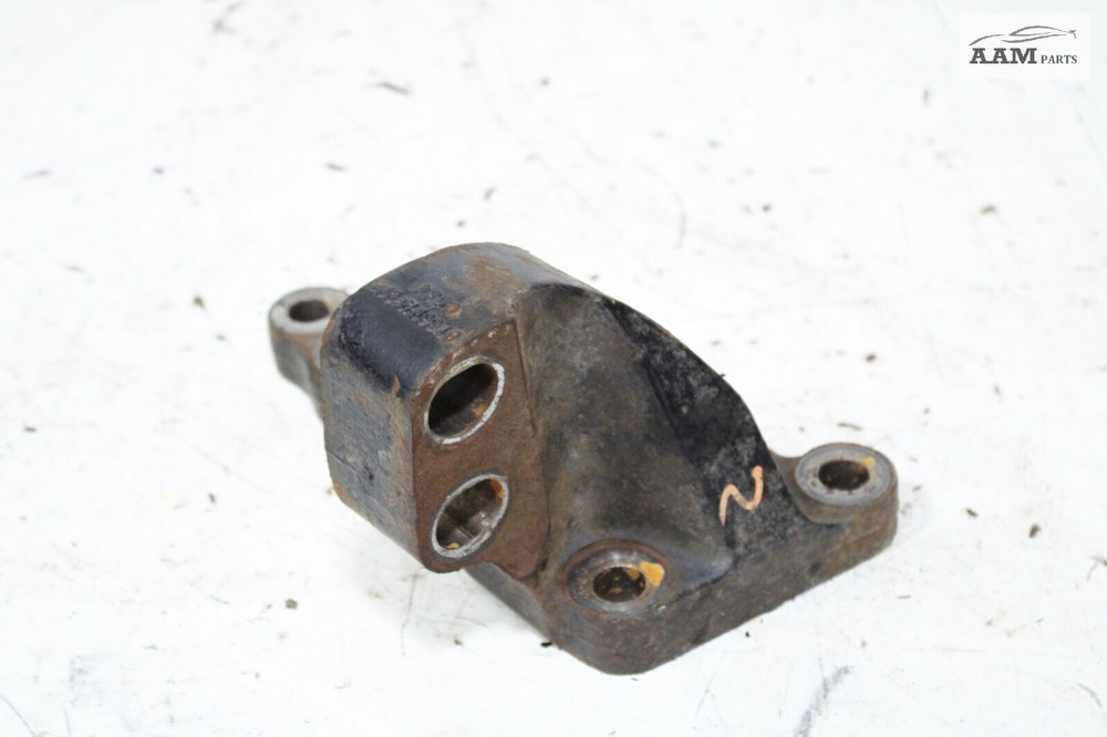 2018-2024 FREIGHTLINER CASCADIA FRONT RIGHT ENGINE MOUNT SUPPORT BRACKET OEM