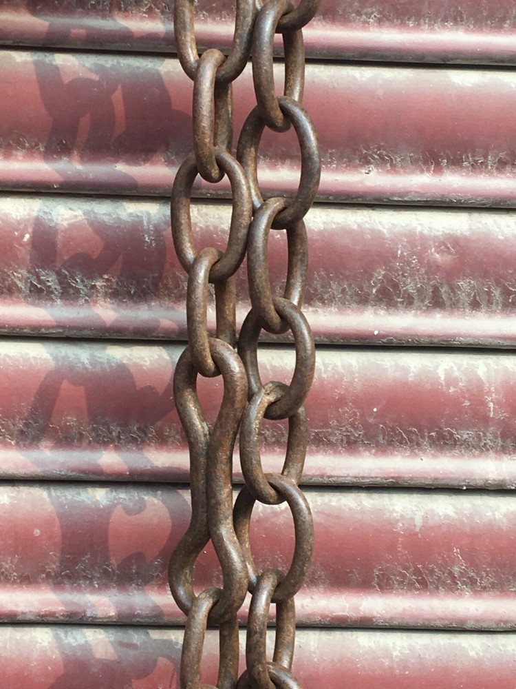 OLD VINTAGE HANDMADE RUSTIC IRON SOLID MULTIPURPOSE HANGING CHAIN WITH TWO HOOK