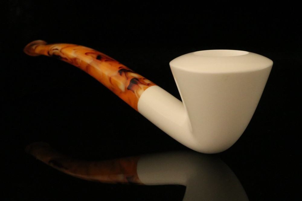 Modern Dublin Block Meerschaum Pipe with fitted case M1458