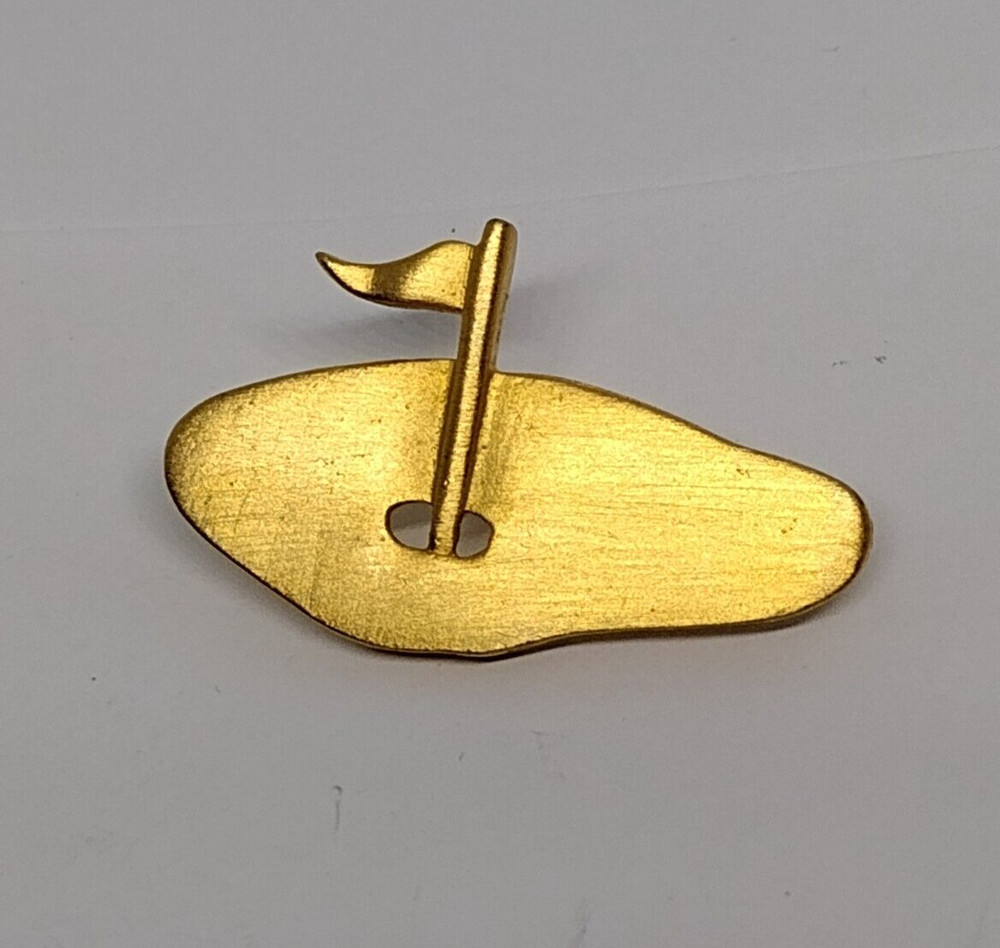 JJ Gold Tone Golf Mound Lapel Pin