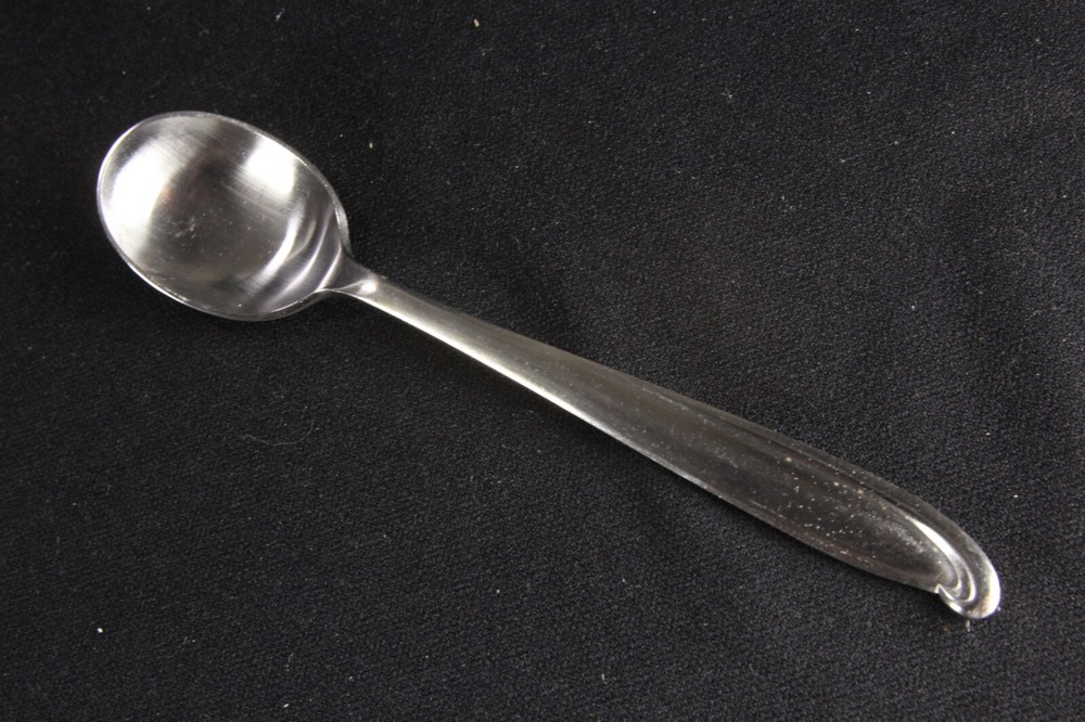 Heritage 'Young Hope' Pattern Stainless Flatware 30 Pieces AAA Japan