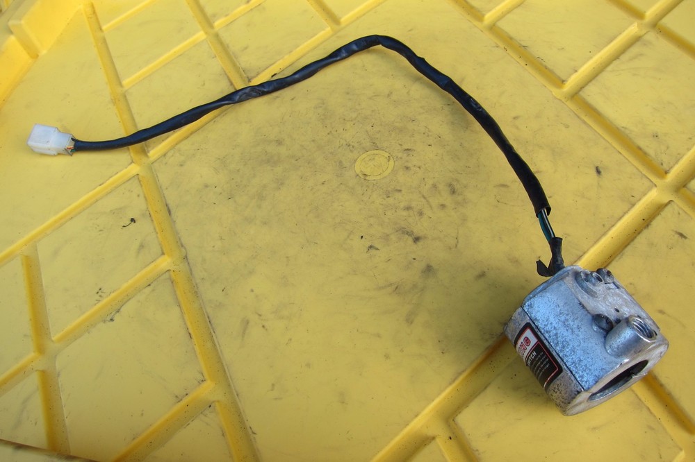 2009 PUMA 50 SCOOTER RIGHT HANDLEBAR SWITCH