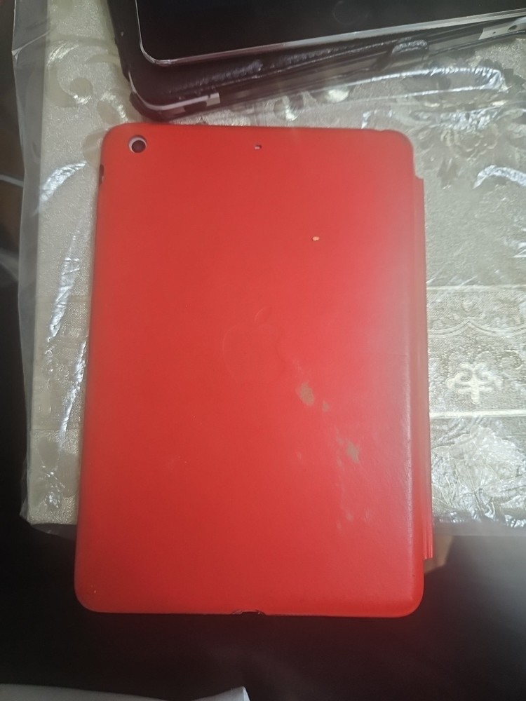 Apple iPad mini 3 A1599; Bundle - (For Parts Or Restoration Projects)