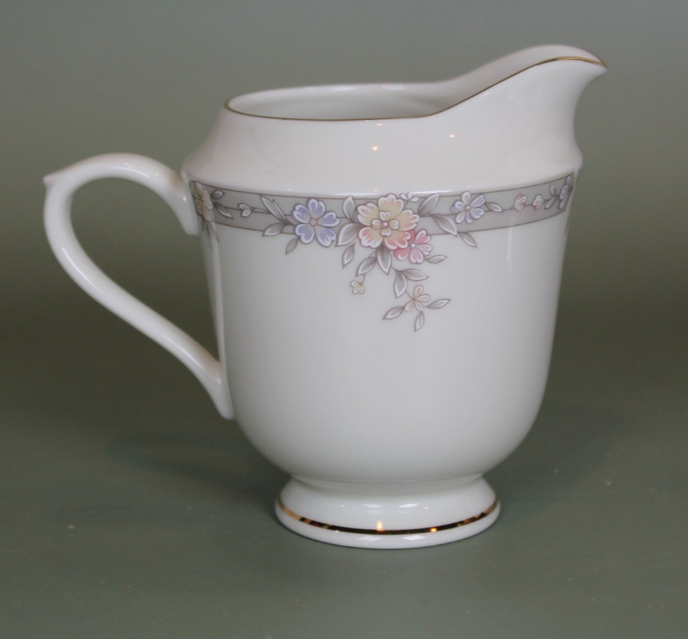 Sango - Regency Collection - Monroe - Creamer & Sugar Bowl w/ Lid - 1500 - NICE