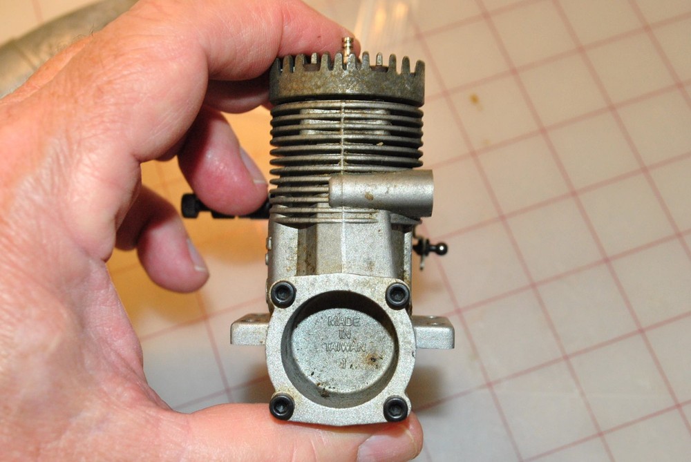 Magnum Pro 40 ABC RC Engine and muffler. Nice!
