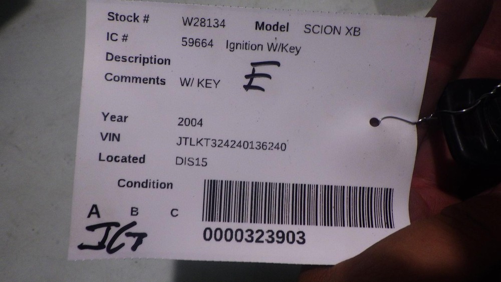 04 SCION XB Ignition W/Key