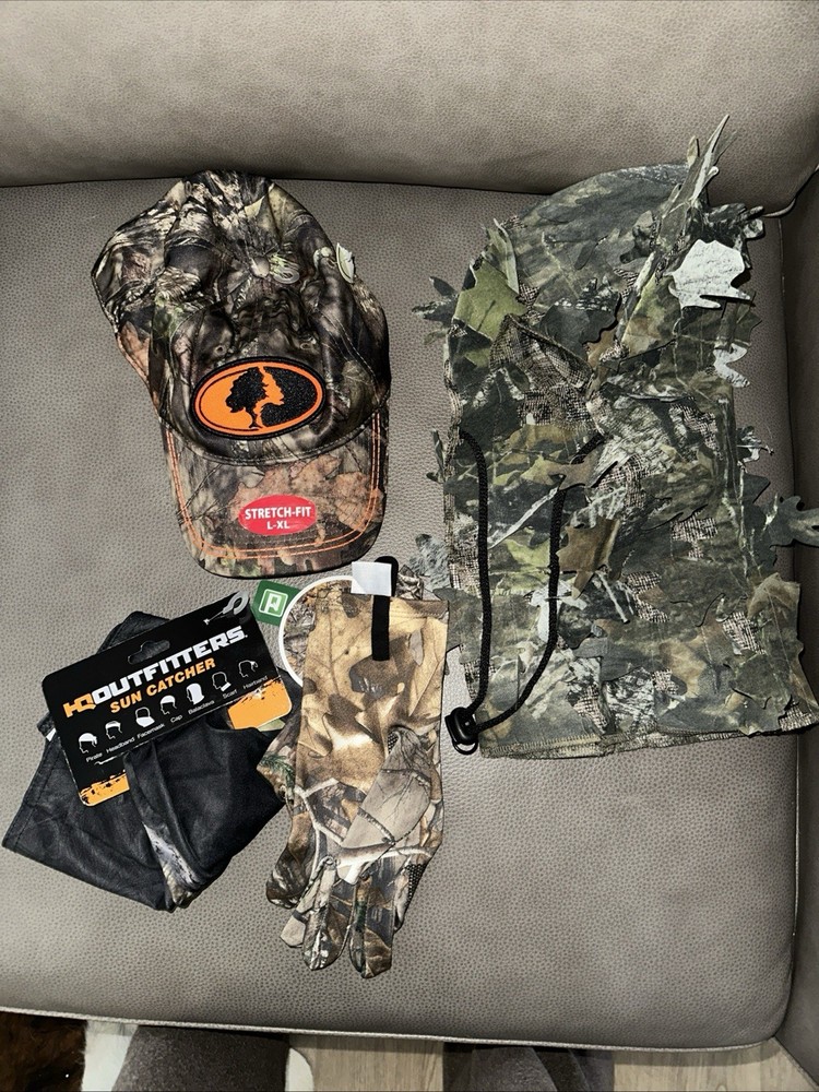 Real Tree Mossy Oak Turkey Hunting Bundle - Cap Leaf Head over Gloves Gaiter