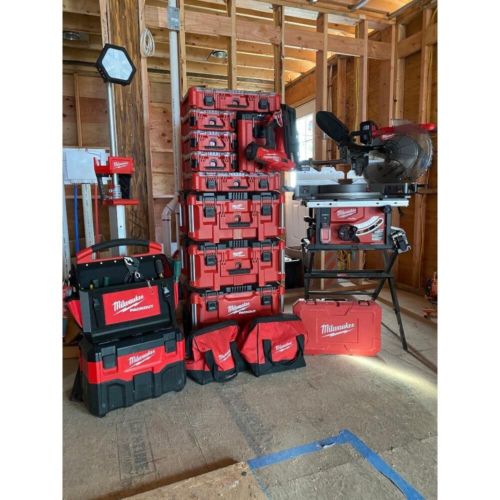 Milwaukee PACKOUT Large Tool Box-48-22-8425