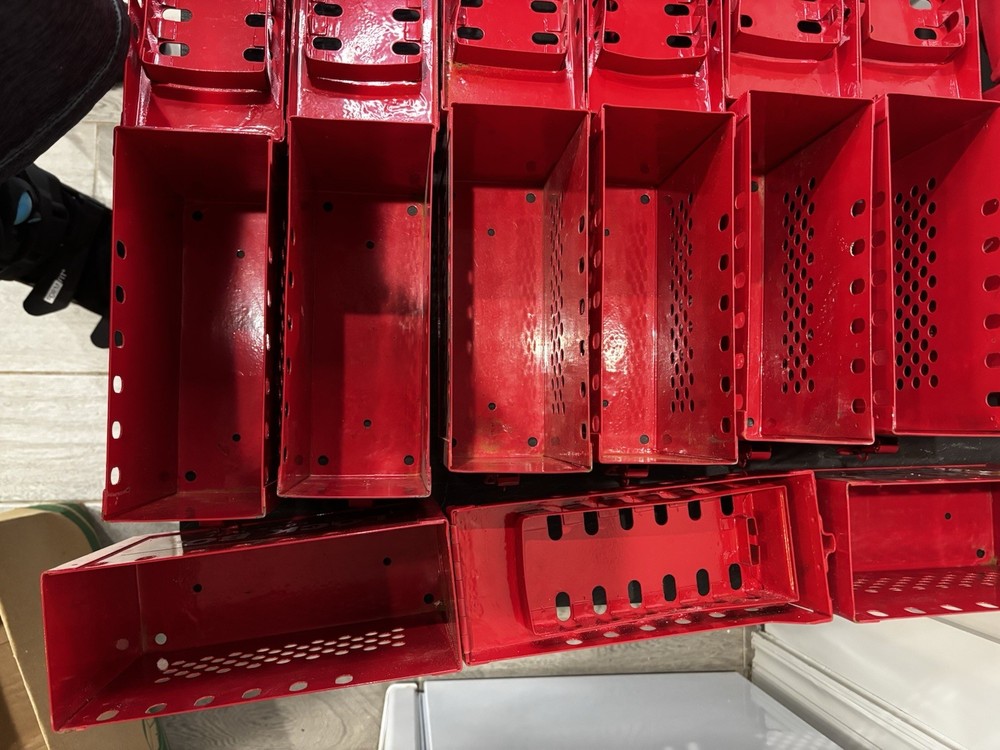 (1) Brady Lock Box Red