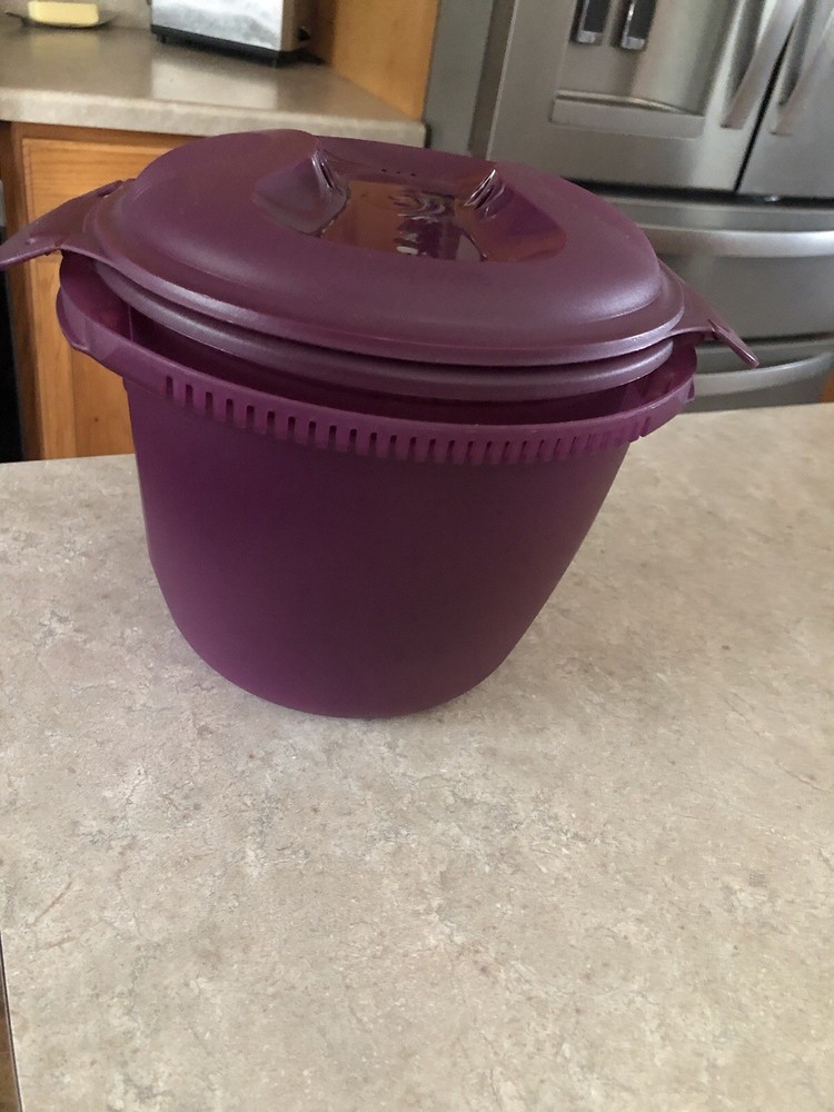 Tupperware Rice Cooker Steamer Set EUC only used once