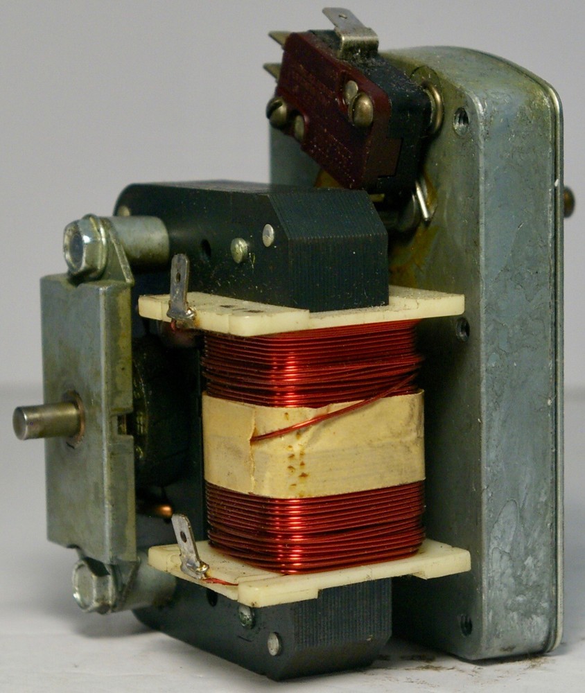 AUTOMATIC PRODUCTS 425, 430, 435 SNACK MACHINE MOTOR