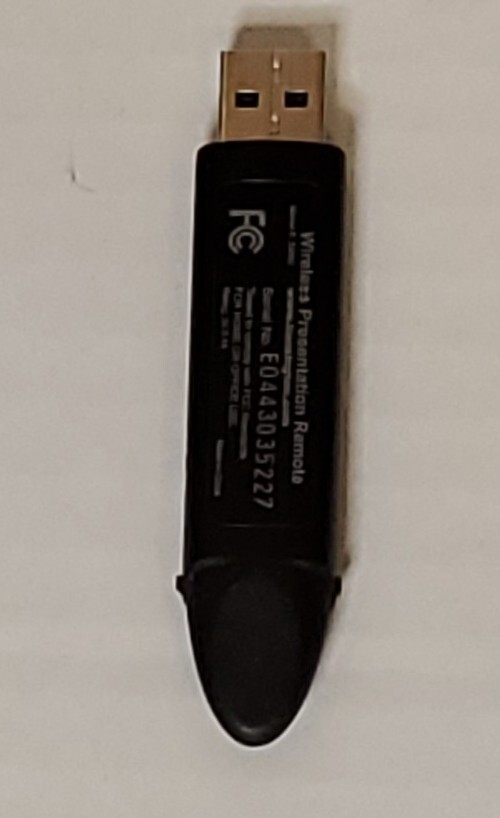 Kensington 33062 Wireless Presentation Remote Red Laser Pointer with USB Dongle