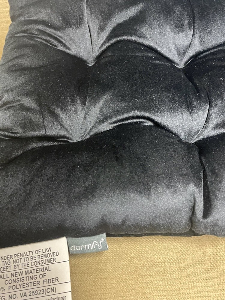 Dormify Headboard Hanging Pillow;Melody Tufted Cushion and Bed Risers