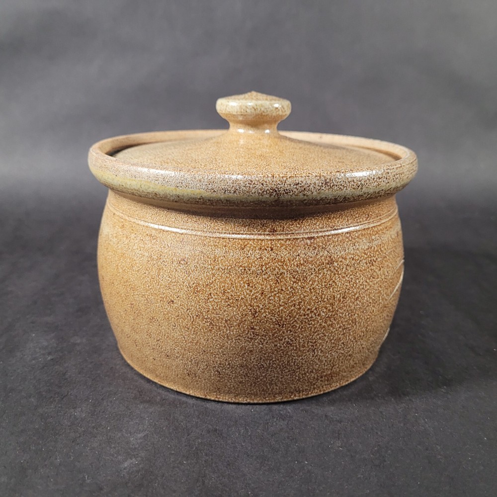 Red Wing Pottery Stoneware Covered Jar with lid Wheat Pattern 2005