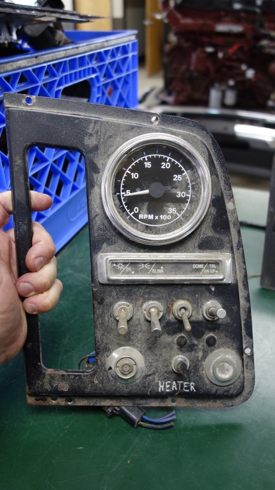 Ford LTS8000 Guage and Switch Panel