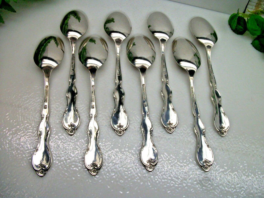 8 International Deep Silver JULIETTE Silverplate Teaspoons 1965